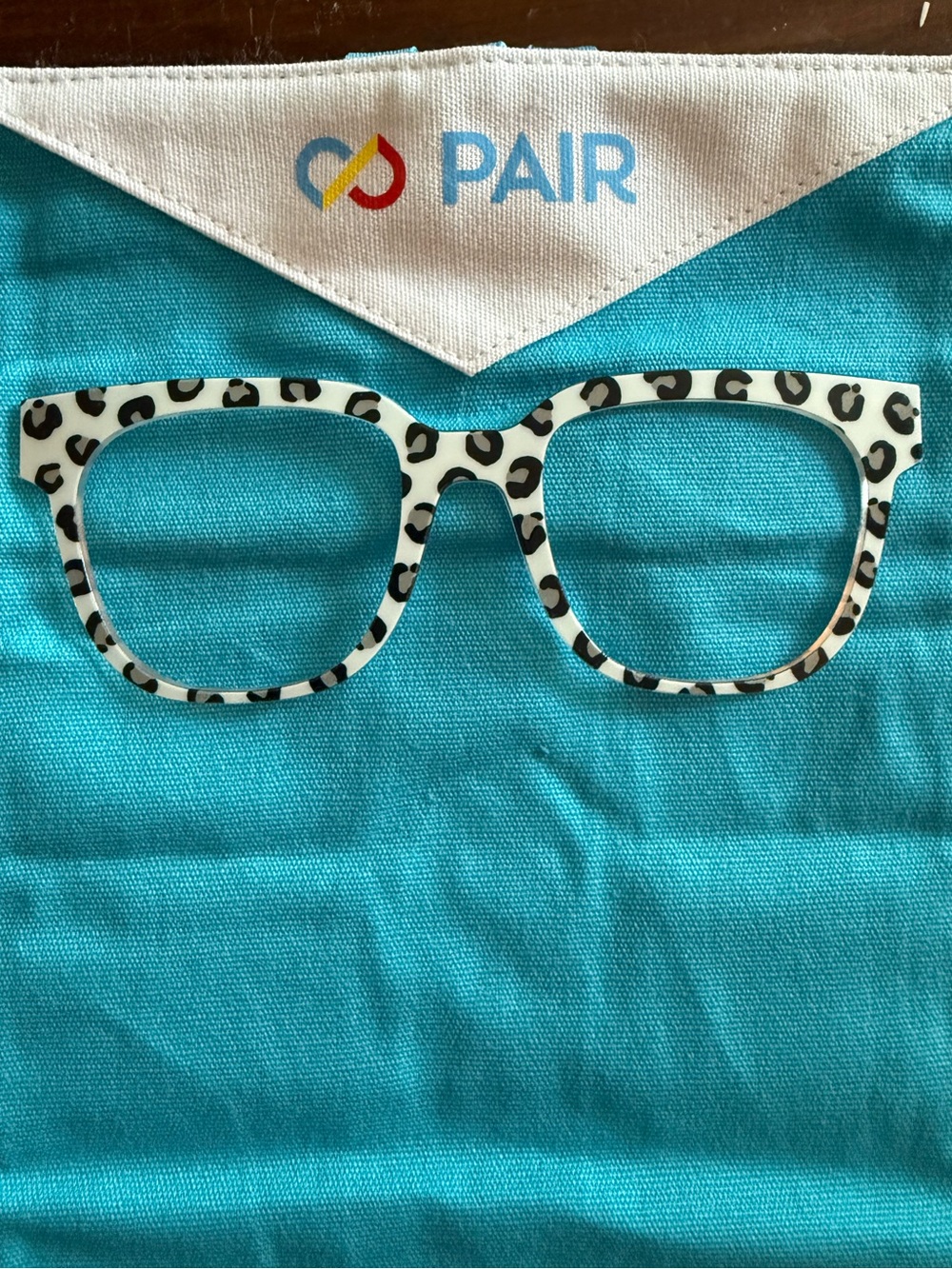 PAIR Eyewear Murphy Classic Cheetah Glasses Topper